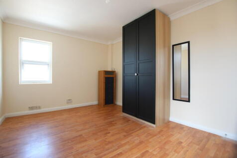 Strode Road, Willesden photo 5