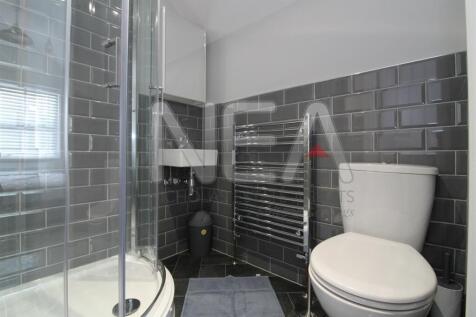 Bedroom Five Ensuite