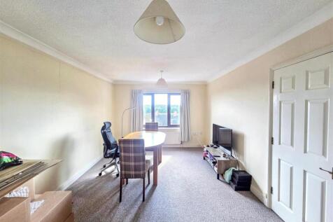 Tenison Court, Eaton, Norwich photo 3