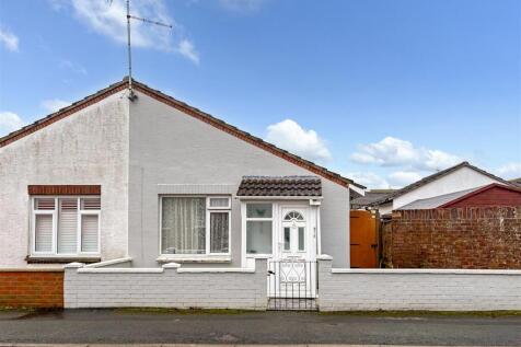 Littlehampton, BN17 - property photo