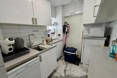 Commercial Property for sale Image 4