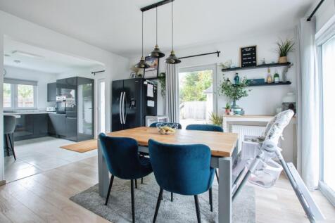 Dining / Family Room