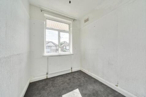 Davidson Frost-Wellings, DFW, Uppingham Avenue, St