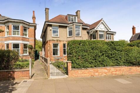 Abington Avenue, Northampton