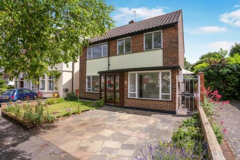 1715235597 - 4a Highfield Road, SM1 - 1.jpg