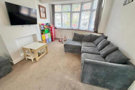 Davidson Frost-Wellings, DFW, Felbridge Avenue, Li