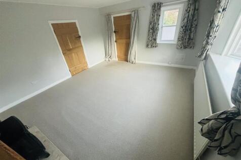 Lounge...jpg