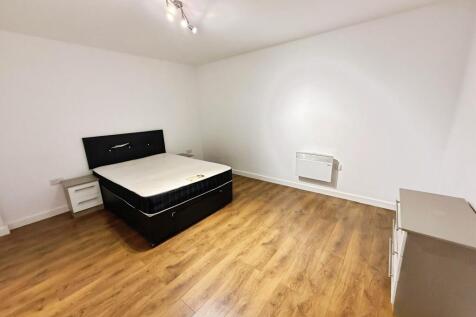 27 Touthill Place, Peterborough, PE1 photo 3