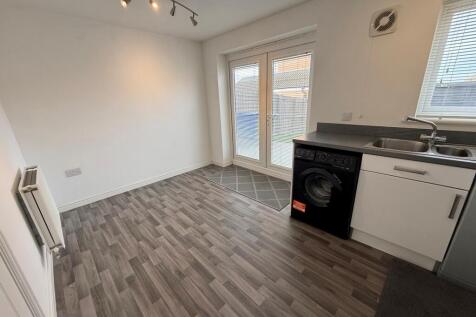 Mirabelle Way, Harworth, DONCASTER photo 3