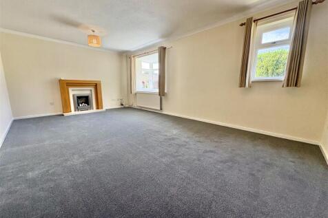 3 Tintagel Close, Perton photo 5