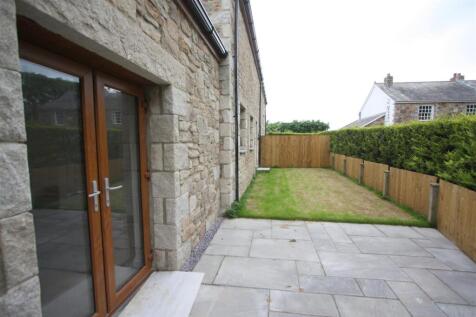 1 Lower Barn Court Garden
