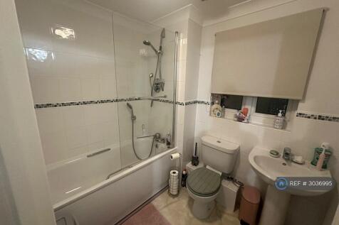 Bishopstoke, Eastleigh, SO50 photo 4