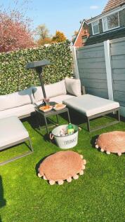 Garden / Seating Area