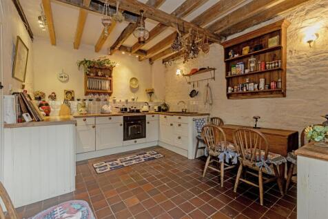 Kitchen-1.jpg