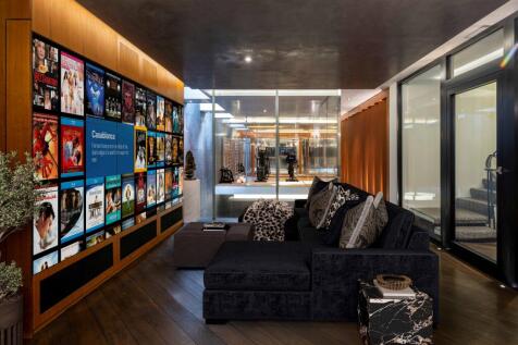 6 bed, 7 bath Terraced in London - Photo 9