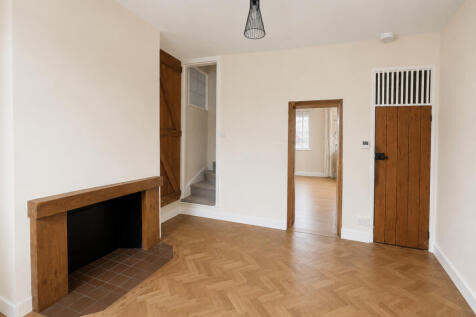 Leicester Road, Whitwick, LE67 photo 4
