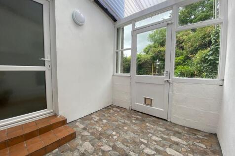 Whitchurch Road, Tavistock, PL19 photo 4