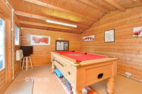 Workshop/Outbuildings