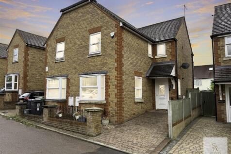 Hemel Hempstead, HP3 - property photo