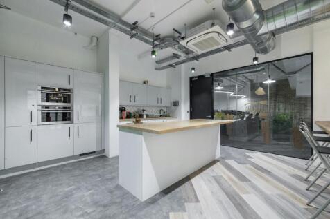 dining area 1.jpg