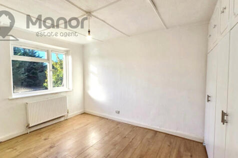 WhatsApp Image 2025-12-15 at 17.40.16 (2)