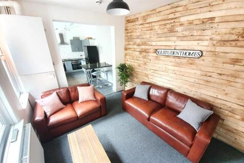 6-bed terraced on 61 Garmoyle Road, Liverpool, Merseyside, L15, £615/mo