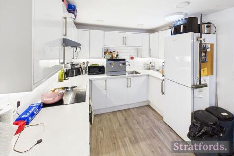 Lake Street, Nexus House, LU7 photo 3