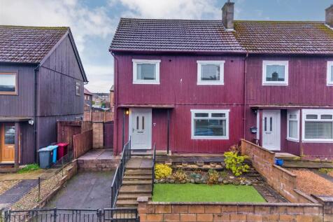 18 Helmsdale Crescent Dundee-1.JPG