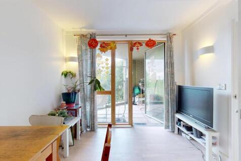 Manchester Road, E14, For Sale By Barrain London