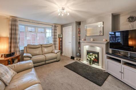 2 Stokesay Avenue-15.jpg