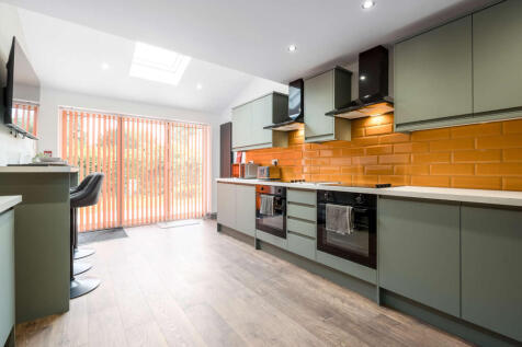 Cornwallis Close photo 3