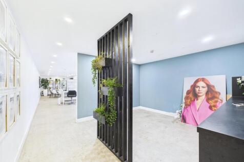 6 - Harbourside commercial unit.jpg