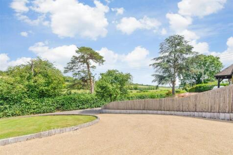 Driveway/Parking