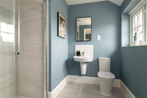 En suite of Bed 3 of Harrogate Lifestyle at Willow Park