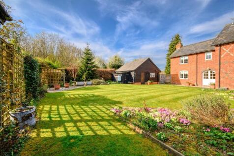 Corner Cottage - External (13 of 18).jpg