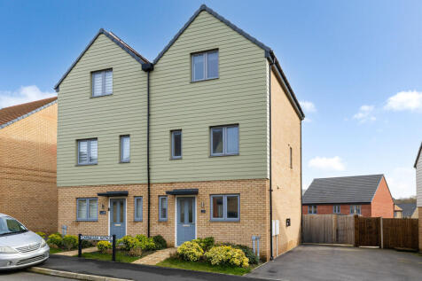26 Carnelian Avenue - Image 1