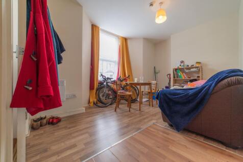 Call 02920 668585 to secure your viewing _5