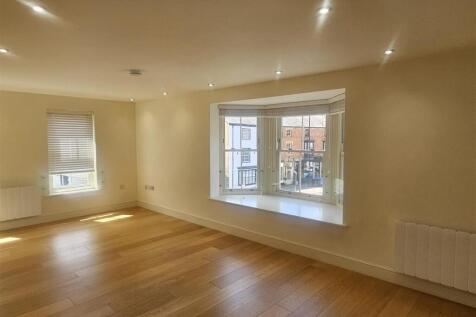 Apartment at Roman Corner, Northampton Road, Towcester photo 4