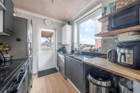 9f75829b-1b98-4a4...