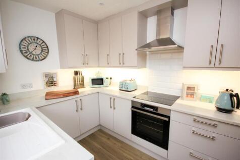 kitchen 2.JPG