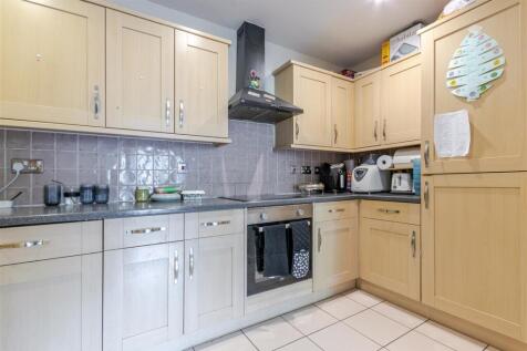 Kitchen 3.jpg