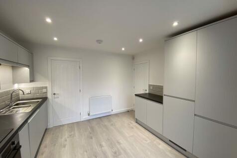 Summit Place, Gornal Wood photo 5