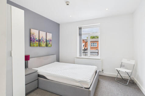 Modern En-suite Room with ALL BILLS INCLUDED