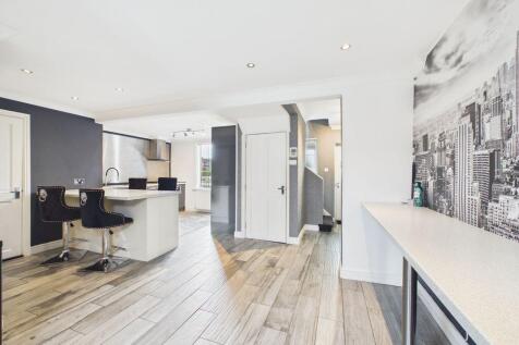 Windermere Road, Manchester, Middleton, M24 photo 3