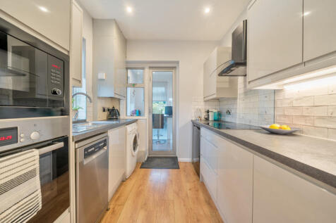 1362513-5-68dfda1...