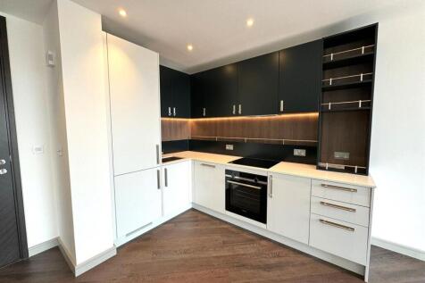 Kitchen pic 2.jpeg