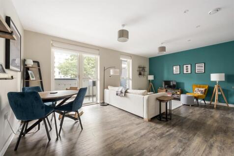 Clarkson Crescent, E17