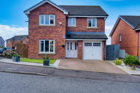4 Bedroom Detached Villa