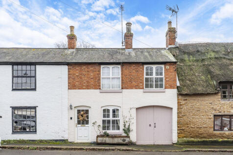 Market Harborough, LE16 - property photo