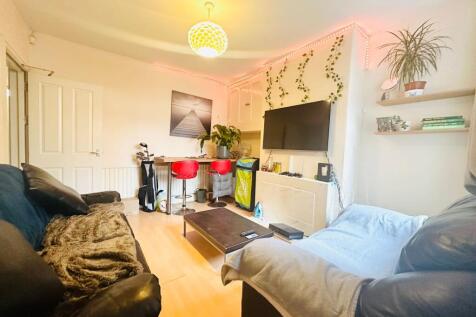 Derby Grove, Lenton photo 2